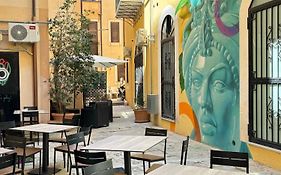 Cortile dei Giusti - Combo Guesthouse